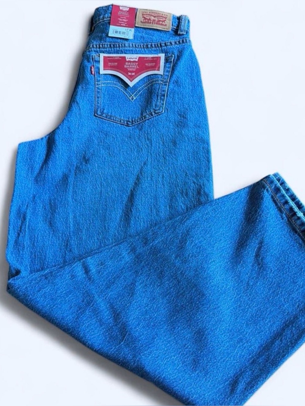 Girls Levi’s Baggy Barrel Jeans with stretch. Size 16. New with tags.